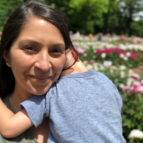 Meet your Posher, Stephanie aka @smetler! - Picture 6 of 7